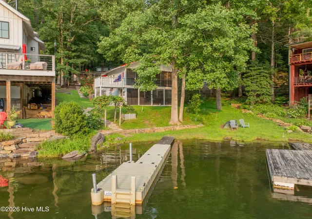 Photo 1 of Single family home for sale at 21 Nantahala Ter, Lake Santeetlah, NC 28771 | MLS# 100591144 | Listing updated on 2026-08-18