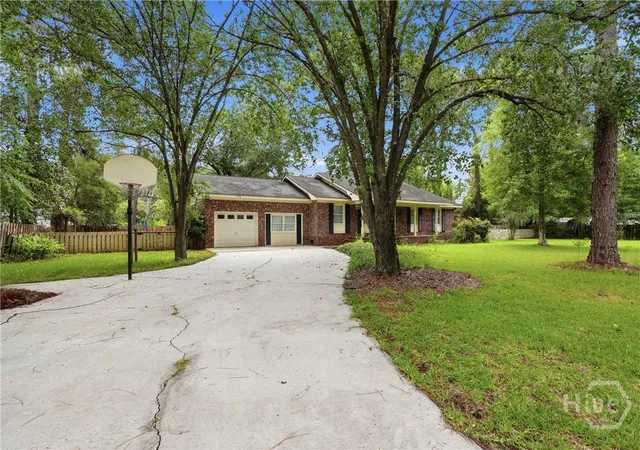 Homes for sale in Pooler, GA | 126 Houston St, Pooler, GA 31322 | MLS# SA357413