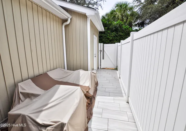 2nd image of 7195 Bonaventure St SW, Ocean Isle Beach, NC 28469