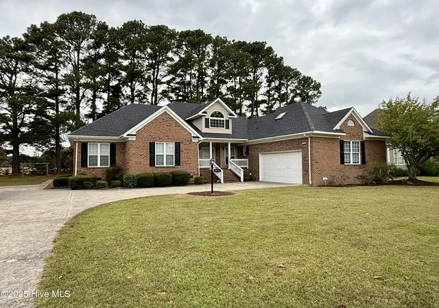 Photo 2 of Single family home for sale at 510 Robin Ln, Edenton, NC 27932 | MLS# 100535816 | Listing updated on 2026-09-24