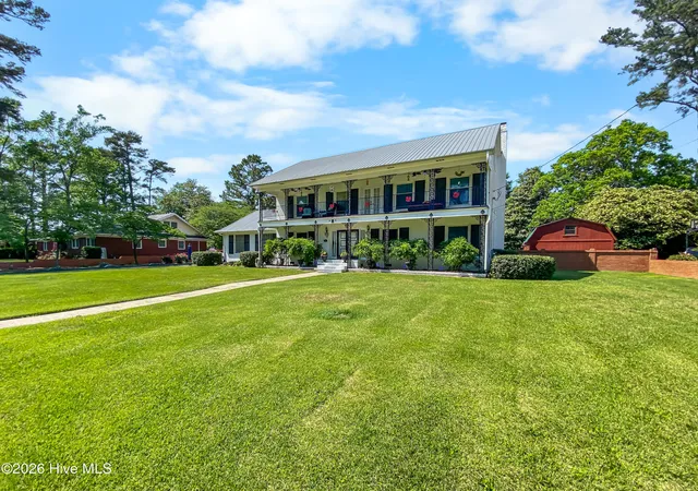 Photo 4 of Single family home for sale at 1907 Essex St, Kinston, NC 28504 | MLS# 100539290 | Listing updated on 2026-08-18