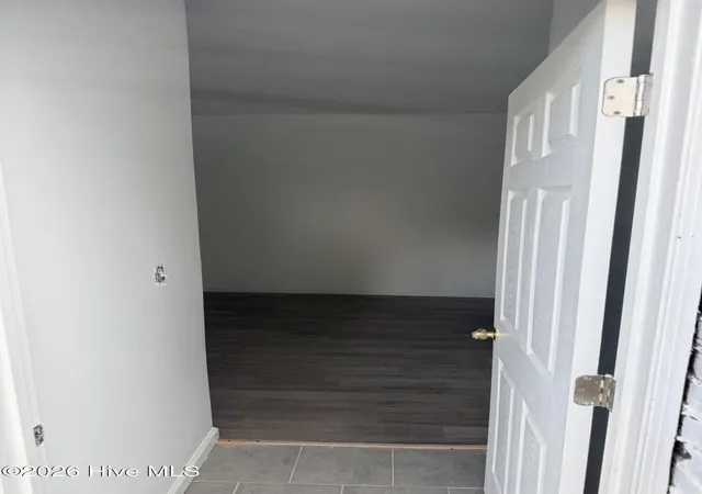 Photo 3 of Single family home for sale at 421 Perry St, Elizabeth City, NC 27909 | MLS# 100583759 | Listing updated on 2026-08-18