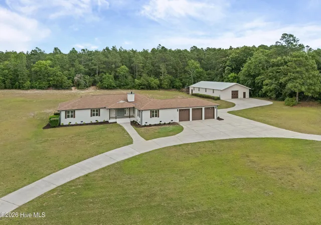 Photo 2 of Single family home for sale at 12 Mountain Laurel Dr, Aiken, SC 29801 | MLS# 100582429 | Listing updated on 2026-09-02