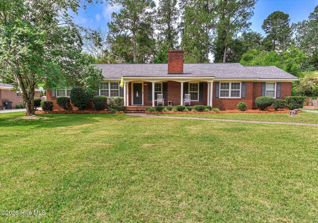Homes for sale in Waynesboro, GA | 411 Park Dr, Waynesboro, GA 30830 | MLS# 100585352