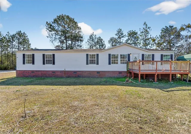 Homes for sale in Ludowici, GA | 124 Willow Ln Ne, Ludowici, GA 31316 | MLS# SA349755