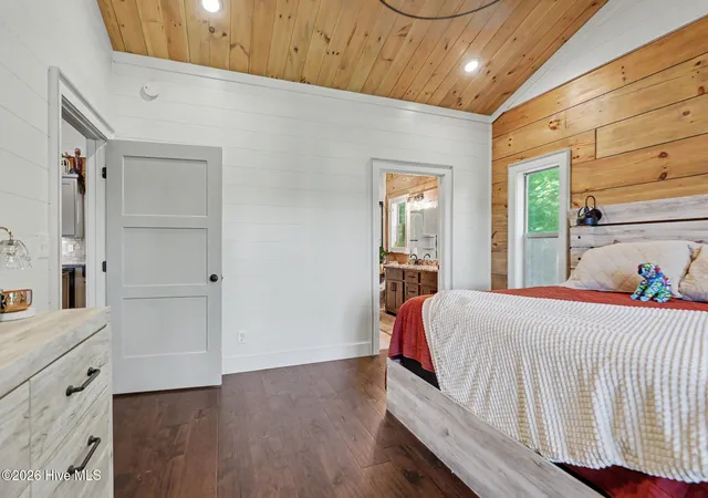 Photo 1 of Single family home for sale at 240 Pink Pig Ln, Cherrylog, GA 30522 | MLS# 100590201 | Listing updated on 2026-08-18