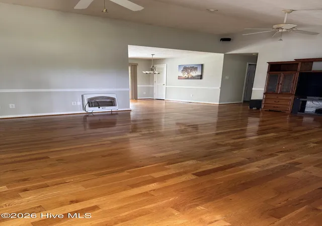 Homes for sale in Hamlet, NC | 1237 Airport Rd, Hamlet, NC 28345 | MLS# 100584868