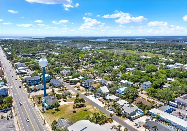 31st image of 109 Lovell Ave, Tybee Island, GA 31328 | MLS# SA351925