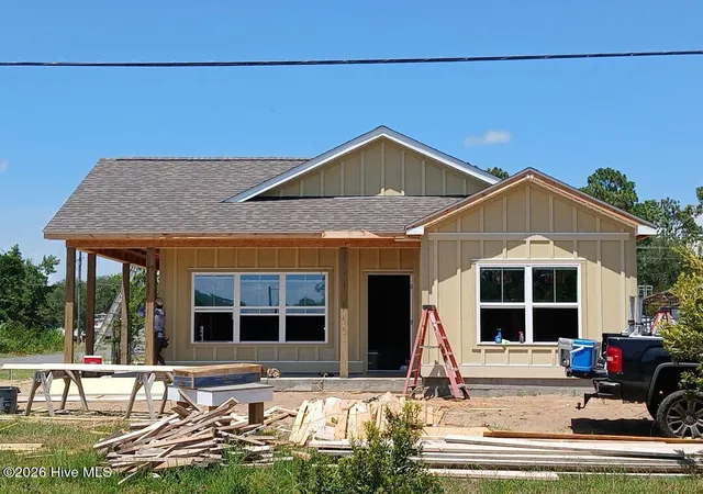 Photo 4 of Single family home for sale at 4384 3rd Street SE, Southport, NC 28461 | MLS# 100590501 | Listing updated on 2026-10-08