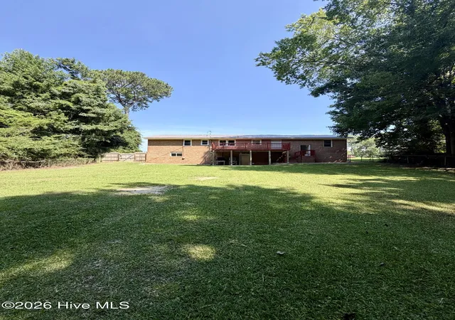 Photo 3 of Single family home for sale at 237 Hollywood Blvd, Havelock, NC 28532 | MLS# 100592888 | Listing updated on 2026-09-03