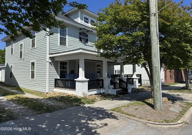 2nd image of 608 Arendell St, Morehead City, NC 28557 | MLS# 100568931