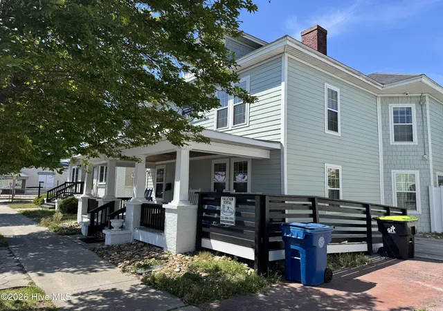 3rd image of 608 Arendell St, Morehead City, NC 28557 | MLS# 100568931