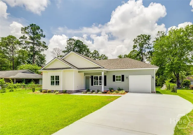 Photo 2 of Single family home for sale at 205 Melrose Pl, Rincon, GA 31326 | MLS# SA357167 | Listing updated on 2026-09-11