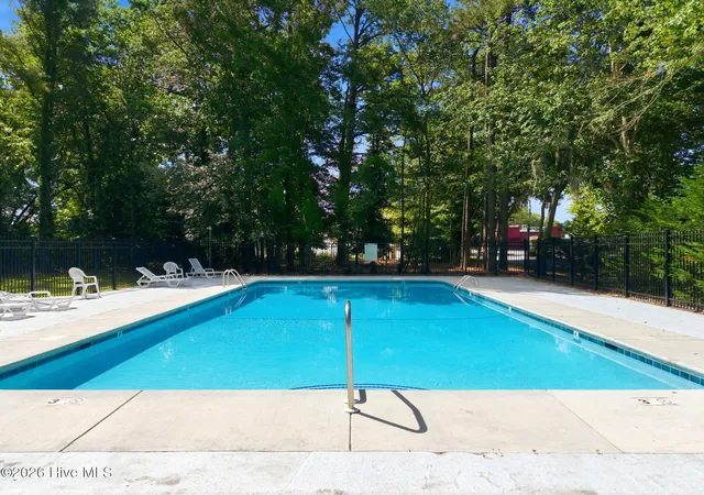 3rd image of 532 Cobblestone Dr, Wilmington, NC 28405 | MLS# 100584333