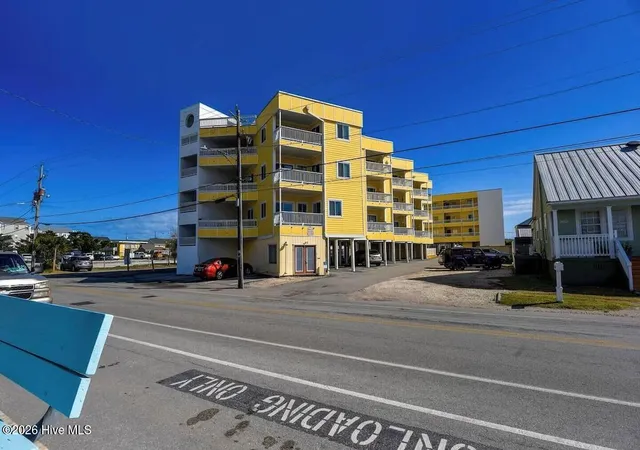 2nd image of 302 Canal Dr #Unit 13, Carolina Beach, NC 28428 | MLS# 100588232