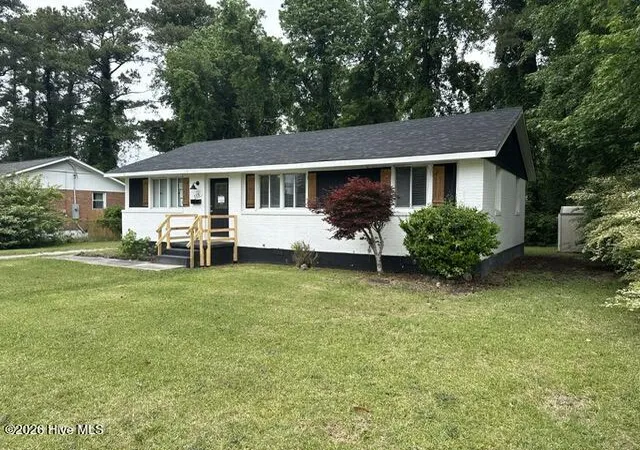 2nd image of 115 Kitt Dr, Jacksonville, NC 28540 | MLS# 100569881