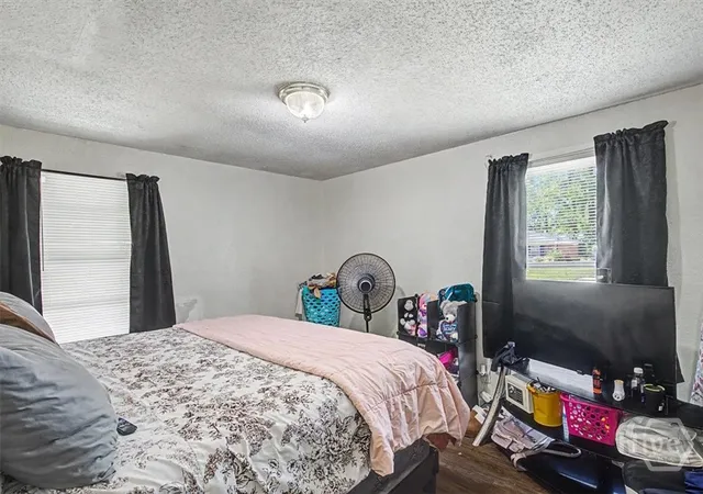 Homes for sale in Savannah, GA | 1907 Mitchell St, Savannah, GA 31405 | MLS# SA354709