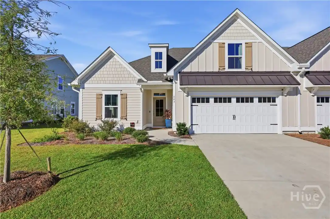 Townhouse for sale at 643 Blue Moon Xing, Pooler, GA 31322 | MLS# SA366378