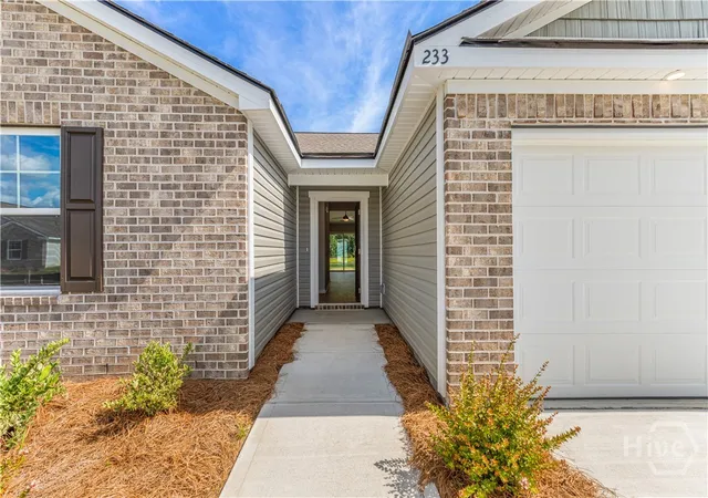 Homes for sale in Bloomingdale, GA | 233 Mage St, Bloomingdale, GA 31302 | MLS# SA345638