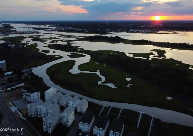 Homes for sale in Surf City, NC | 813B N New River Dr #B, Surf City, NC 28445 | MLS# 100562400