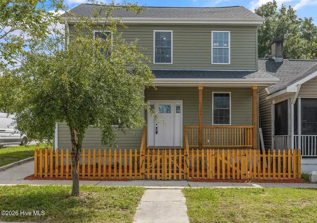 Homes for sale in Wilmington, NC | 720 Nun St, Wilmington, NC 28401 | MLS# 100569106