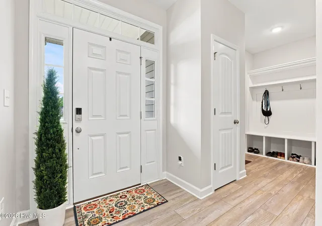 Photo 5 of Single family home for sale at 201 Rough Ridge Trl, Aberdeen, NC 28315 | MLS# 100594295 | Listing updated on 2026-08-18