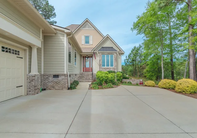 Homes for sale in Aiken, SC | 207 Quiet Oak Ct, Aiken, SC 29803 | MLS# 98256167