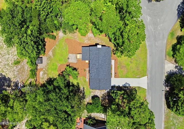 Photo 3 of Single family home for sale at 3110 Tottenham Ct, Wilmington, NC 28409 | MLS# 100586367 | Listing updated on 2026-09-16