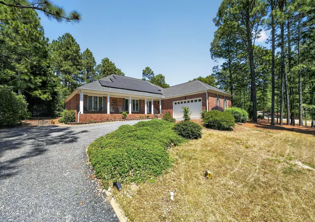 Homes for sale in Seven Lakes, NC | 102 Owens Cir, Seven Lakes, NC 27376 | MLS# 100569026