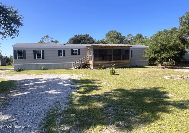 Photo 1 of Manufactured home for sale at 204 Diamond City Dr, Harkers Island, NC 28531 | MLS# 100592945 | Listing updated on 2026-08-18