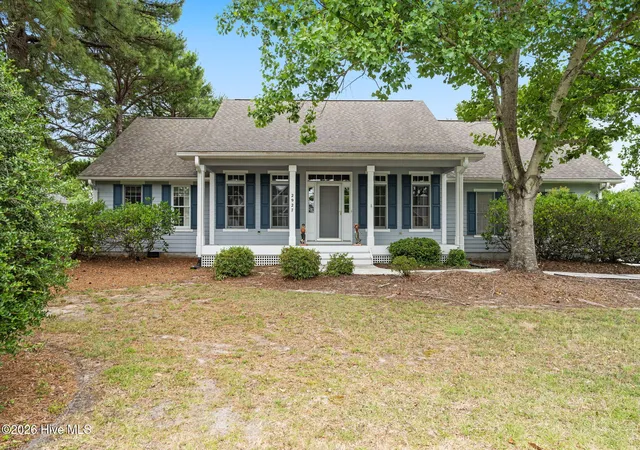 Photo 1 of Single family home for sale at 2927 Trailwood Dr Se, Southport, NC 28461 | MLS# 100582955 | Listing updated on 2026-09-25
