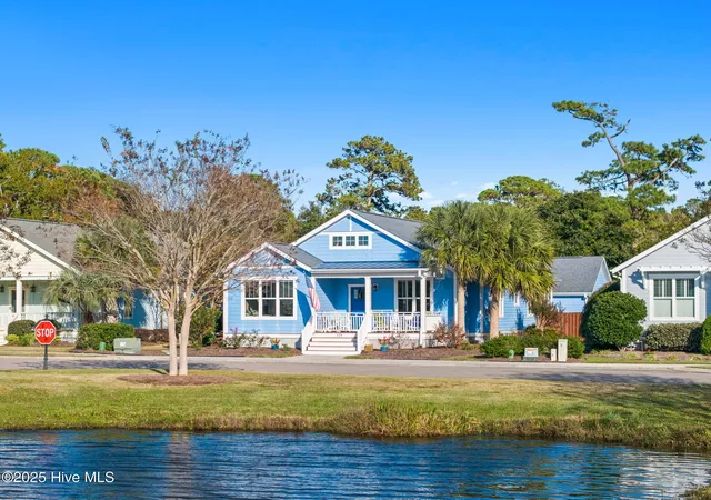 Photo 1 of Single family home for sale at 828 Cades Trl, Southport, NC 28461 | MLS# 100569449 | Listing updated on 2026-08-31