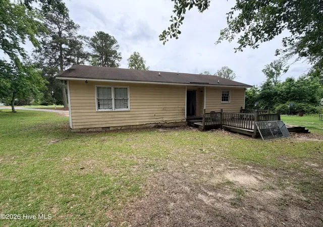 2nd image of 199 Zoo Rd S, Roanoke Rapids, NC 27870 | MLS# 100577774