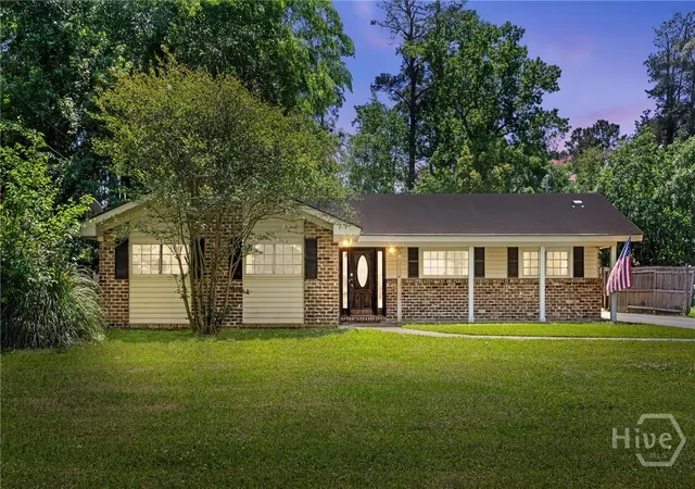 Homes for sale in Garden City, GA | 69 Lynn Dr, Garden City, GA 31408 | MLS# SA353889