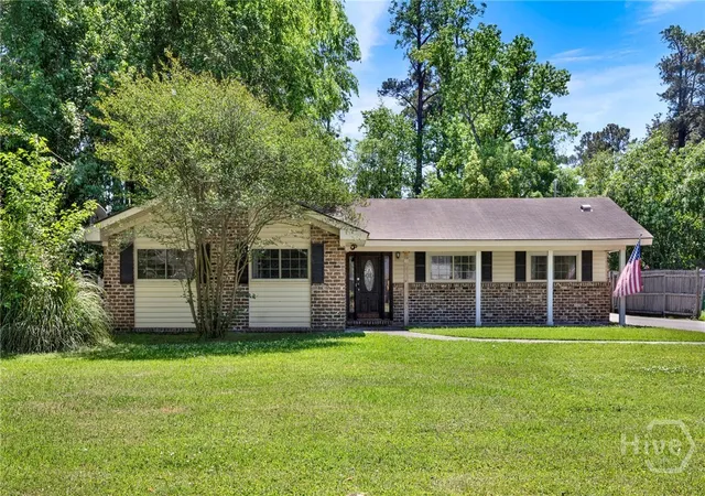Homes for sale in Garden City, GA | 69 Lynn Dr, Garden City, GA 31408 | MLS# SA353889