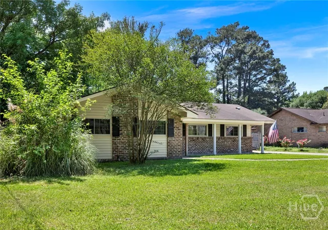 Homes for sale in Garden City, GA | 69 Lynn Dr, Garden City, GA 31408 | MLS# SA353889