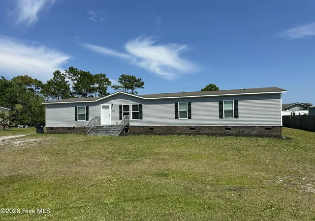 Homes for sale in Southport, NC | 4214 8th St Se, Southport, NC 28461 | MLS# 100570080