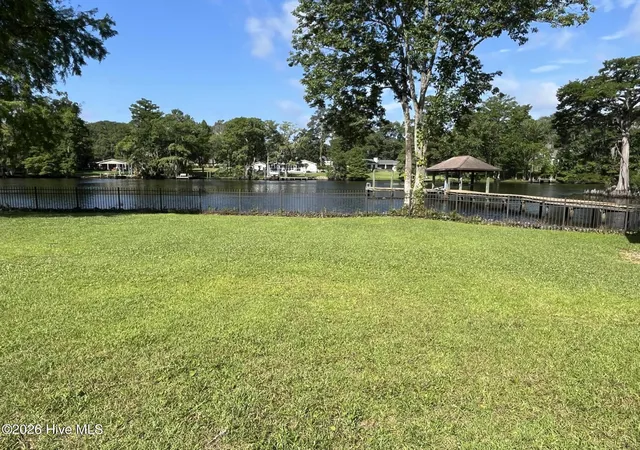 Photo 1 of Land for sale at 609 Creekwood Dr, Trent Woods, NC 28562 | MLS# 100583092 | Listing updated on 2026-08-18