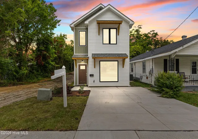 Single family home for sale at 607 Marstellar St, Wilmington, NC 28401 | MLS# 100591908 | Listing updated on 2026-08-18