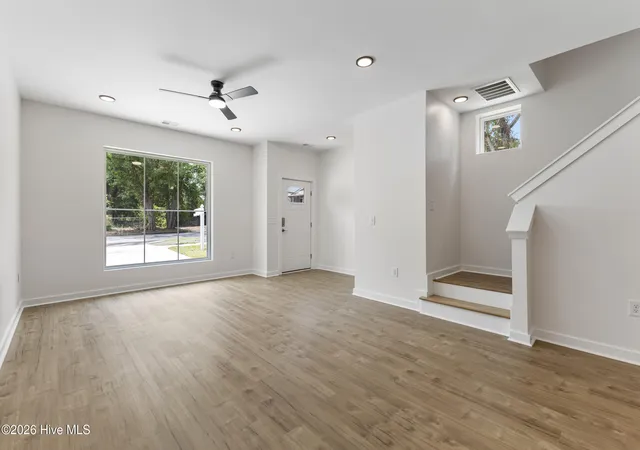 Photo 3 of Single family home for sale at 607 Marstellar St, Wilmington, NC 28401 | MLS# 100591908 | Listing updated on 2026-08-18