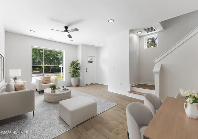 Photo 4 of Single family home for sale at 607 Marstellar St, Wilmington, NC 28401 | MLS# 100591908 | Listing updated on 2026-08-18