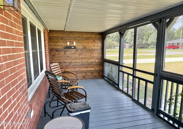 Photo 2 of Single family home for sale at 206 Crestwood Dr, Snow Hill, NC 28580 | MLS# 100596220 | Listing updated on 2026-09-22