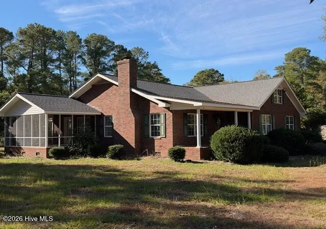 Single family home for sale at 1726 U.s 701 Hwy, Elizabethtown, NC 28337 | MLS# 100583901