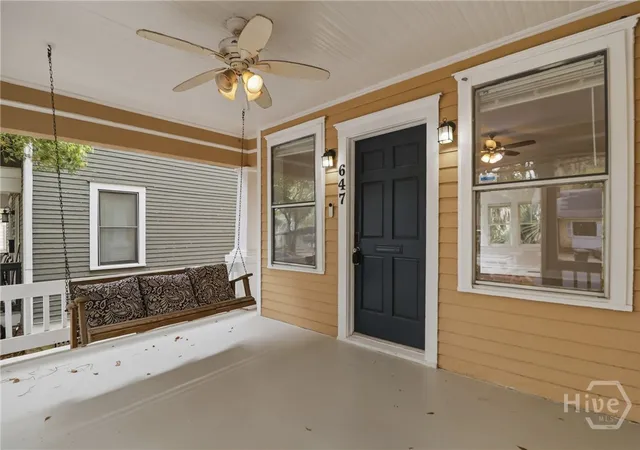 Photo 2 of Single family home for sale at 647 E 37th Street, Savannah, GA 31401 | MLS# SA346482 | Listing updated on 2026-09-02