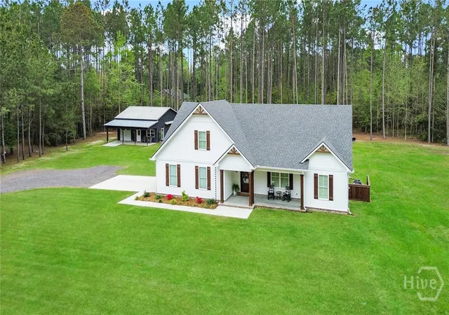 Homes for sale in Springfield, GA | 169 Chester Thomas Rd, Springfield, GA 31329 | MLS# SA360257
