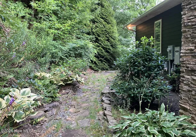 Photo 3 of Single family home for sale at 645 Outlook Rd, Murphy, NC 28906 | MLS# 100591204 | Listing updated on 2026-08-28