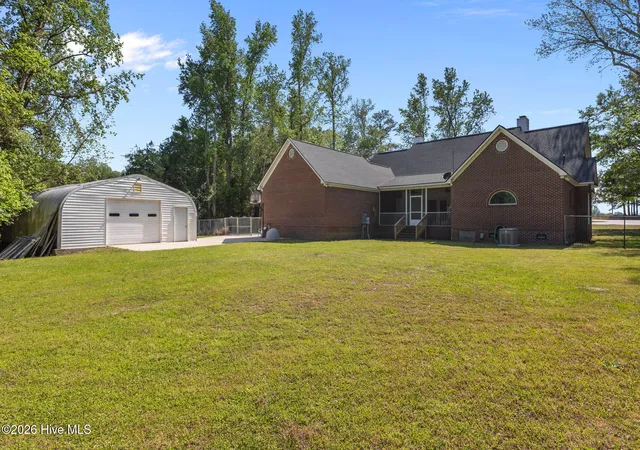Photo 2 of Single family home for sale at 1096 Dean Rd, Saint Pauls, NC 28384 | MLS# 100570559 | Listing updated on 2026-08-18