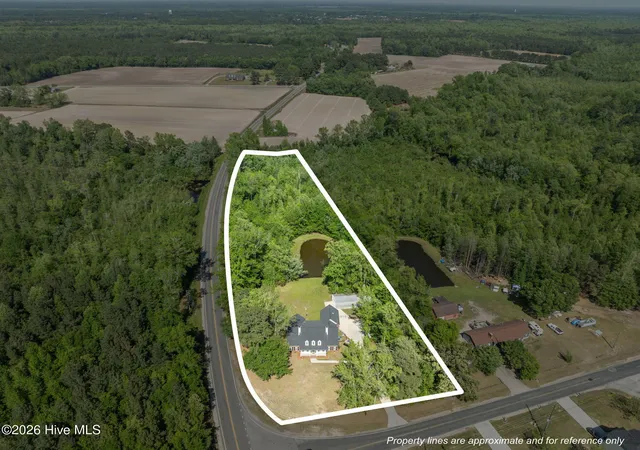 Photo 3 of Single family home for sale at 1096 Dean Rd, Saint Pauls, NC 28384 | MLS# 100570559 | Listing updated on 2026-08-18