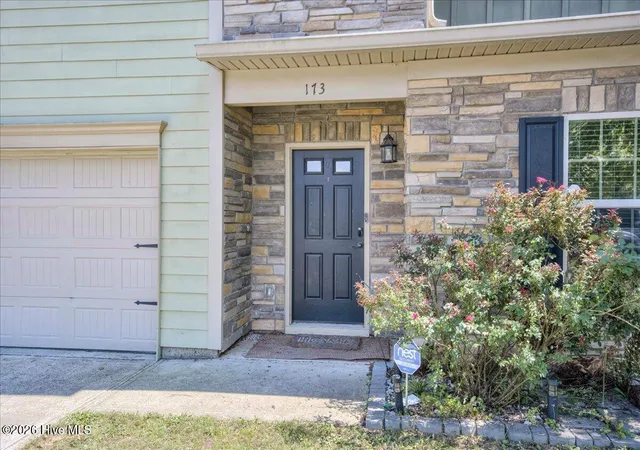 Photo 2 of Single family home for sale at 173 Tahoe Dr, Aiken, SC 29803 | MLS# 100582822 | Listing updated on 2026-09-04