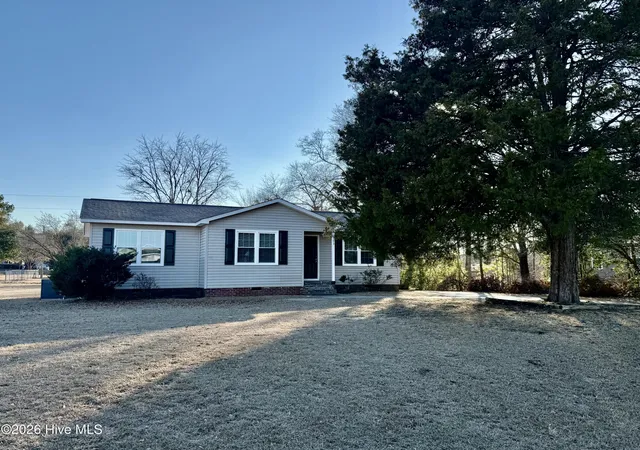 Homes for sale in Hamlet, NC | 103 Ellenton Ave, Hamlet, NC 28345 | MLS# 100553264